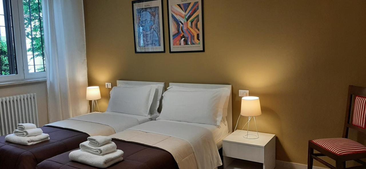 I Tigli Guest House เปียเชนซา ภายนอก รูปภาพ