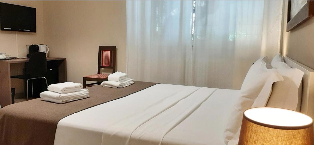 I Tigli Guest House เปียเชนซา ภายนอก รูปภาพ